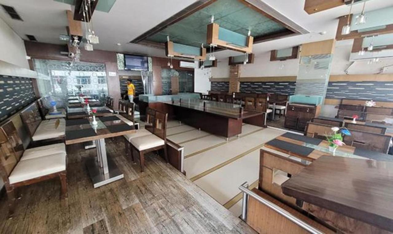 Fabhotel Prime Sapphire Regency فَدودارا المظهر الخارجي الصورة